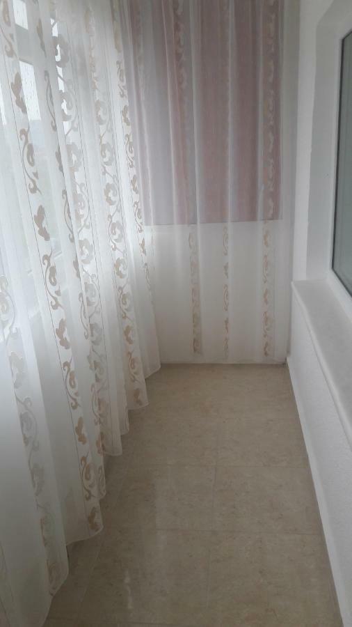 Apartmán Garsoniera George Tîrgu Ocna Exteriér fotografie
