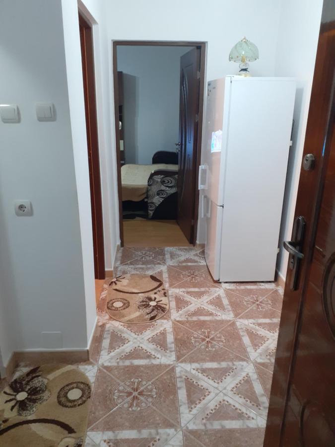 Apartmán Garsoniera George Tîrgu Ocna Exteriér fotografie